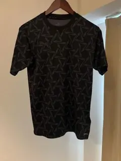 DRYCELL ブラック パターン Tシャツ
