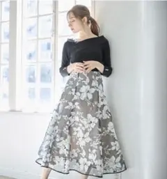 トッコクローゼットtoccocloset オパールフラワープリントフレアスカート