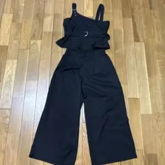ビスチェ、パンツ　セットアップ　黒