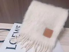 ロエベ マフラー