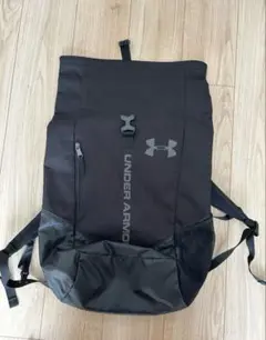 UNDER ARMOUR ブラック リュック・バックパック大容量