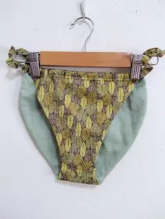Item thumbnail for item 7a342e2d-9ebf-48bc-a02d-8c62c3355d1d