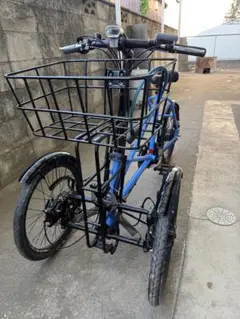 ノスリス　　電動アシスト三輪車 メタリックフォースシルバー カワサキが電動三輪ビーグル「ノスリス」シリーズ3機種を5月20日