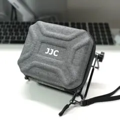 Item thumbnail for item 59479096-ce53-40ee-8b76-2a7b7c8a2854