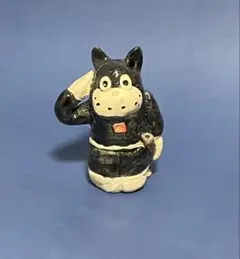 昭和レトロ　陶器製　のらくろ戦車形　日本漫画のらくろ二等兵置物　C　R4008 昭和レトロ 陶器製 のらくろ戦車形 日本漫画のらくろ二等兵置物