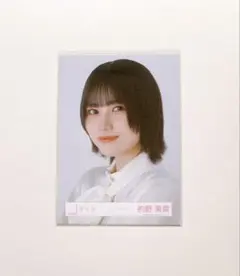 櫻坂46 的野美青 クラシックコーデ ヨリ