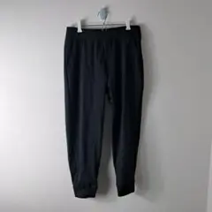 E8　ユニクロ　エアリズム　パンツ