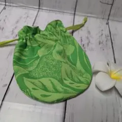 ハワイアンハンドメイド。 まんまる巾着。
