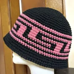 クラッシャーハット　バケットハットやや大きめ　コットン　ブラック×ピンク y2k