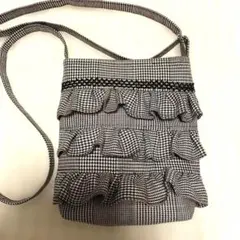 フリル　サコッシュ