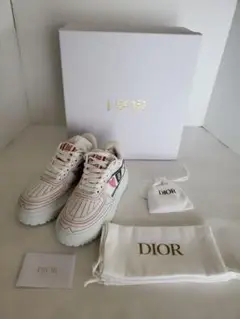 ディオール レディース スニーカー 新品 未使用 d-chess hert n