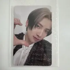 Item thumbnail for item bbb9ac0b-ce0f-4276-ba6c-d16e69eb5f84