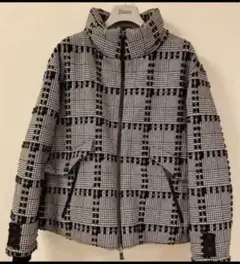 美品 ヘルノ ツイード ダウンコート 44 モンクレール