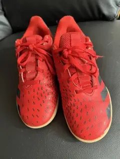 adidas フットサルシューズ