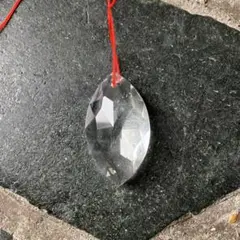 クリスタルのホースアイデザインのサンキャッチャー