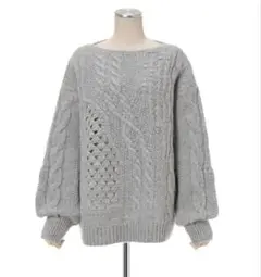 Multi-Pattern Cable Knitted Sweater 美品