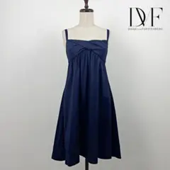 美品 ダイアンフォンファステンバーグ キャミソールフレアワンピース紺2*NB38