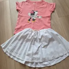 UT ピンク トップス & ホワイト スカート セット
