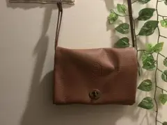 ネストローブ　ショルダーバッグ