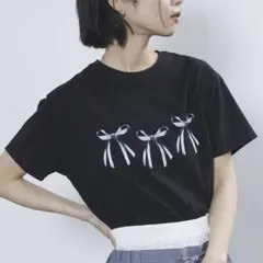オーガニックコットンリボンプリントTシャツ / フロントデザインTシャツ