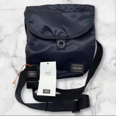 Item thumbnail for item e75f693c-0edf-4f47-aa4a-812bc41398f7