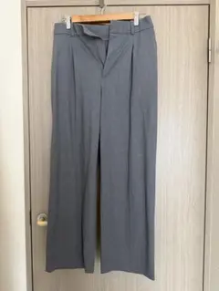 UNIQLO タックワイドパンツ