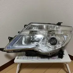 セレナ　ヘッドライト　c26 後期