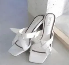 美品‼️ vivian 太ヒールサンダル 23.5
