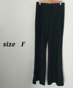カジュアルパンツ　薄手　ブラック　レディース