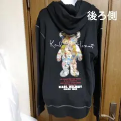 カールヘルム　パッチワーク　プリント　(後ろ側)　くま　パーカー　Lサイズ