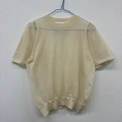 KBF 透け感のあるクリーム色 半袖ニット　コ9