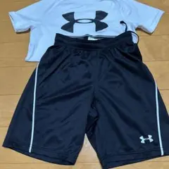 Under Armour 黒ハーフパンツ YMD