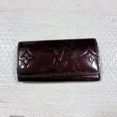 Item thumbnail for item 85e40f30-973c-4256-a95b-4c63d424885d
