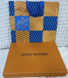 LOUIS VUITTON ルイヴィトン 箱 紙袋