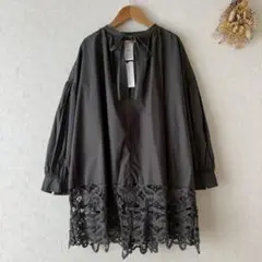 タグ付✨️Cloth&Cross バテンレースチャーチチュニックブラウス