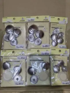 カバードボタン22mm と27mm