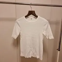 UNIQLO ホワイト 半袖 Tシャツ M