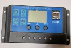 特価‼️30A 自動ソーラーチャージコントローラー LCD デュアル USB
