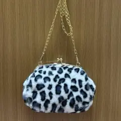 ショルダーバッグ もふもふ ヒョウ柄 ゴールド