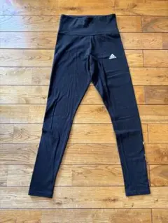 adidas レギンス