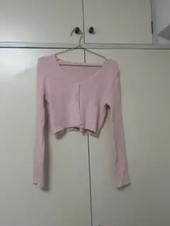 リブ編みピンククロップドカーディガン