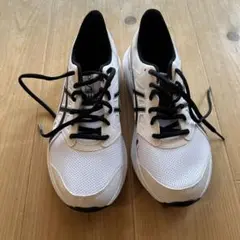 asics ランニングシューズ　25センチ