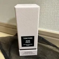 新品 TOM FORD ローズ プリック オード パルファム スプレィ