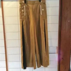 サイドプリーツワイドパンツ