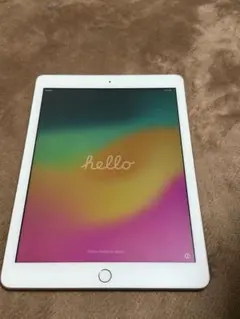 iPad 第6世代 32GB Apple アイパッド ゴールドCellular