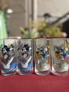 ウォルトディズニープロダクション ミッキー・ドナルド グラス4個セット