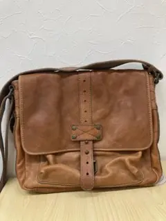 FOSSIL ブラウンレザー ショルダーバッグ