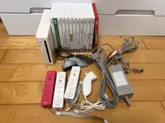 Wii 本体 ＋ リモコン￼ 3個 ＋ ヌンチャク 1個 ＋ソフト13本セット