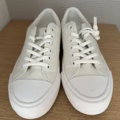 UNIQLO ホワイトスニーカー 25.0cm