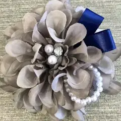 一目惚れで好評♡ダリア/コサージュ/入学式/卒業式/結婚式/発表会/グレージュ